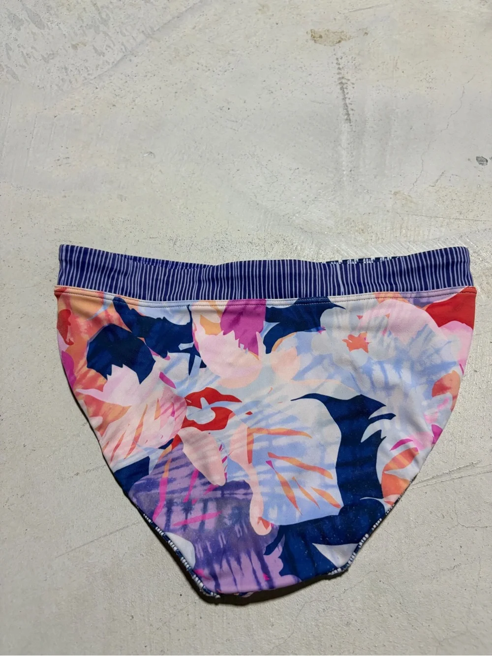 Athleta girl youth Girls' Floral swim Bottoms L/12
